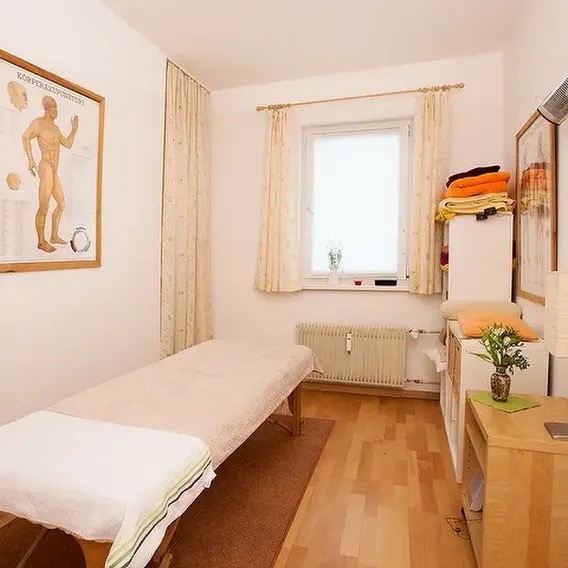 Behandlungsraum bei Körperphysik